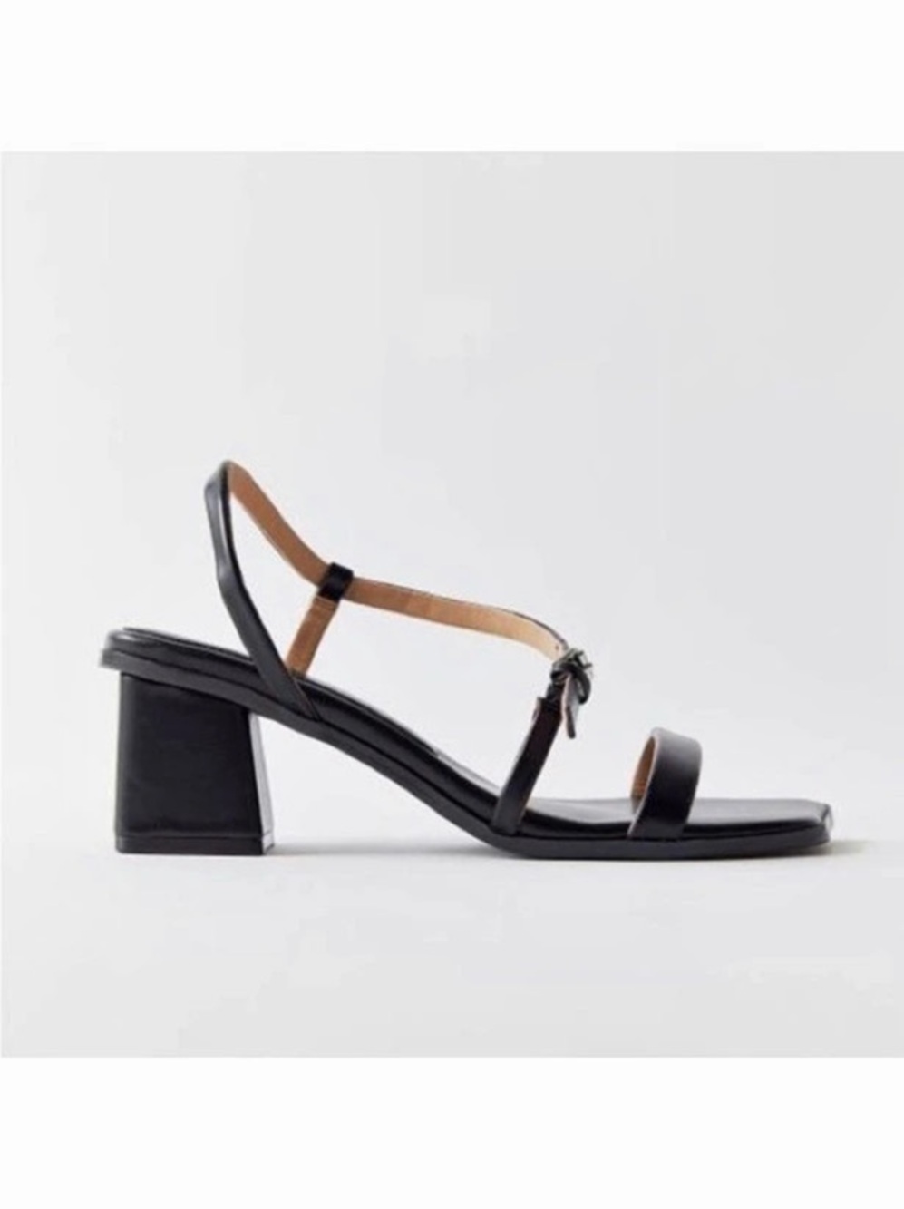 Urban Outfitters 2 inch Ellie Strappy Heeled Sandal in Black size 8